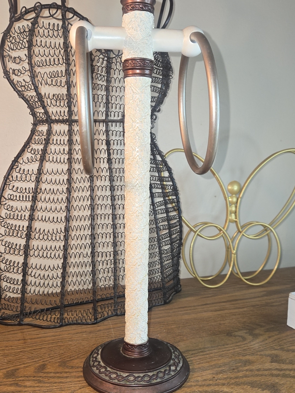 Decorative White and Brown Towel Stand - Unbranded